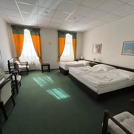 Omega Hotel 3*