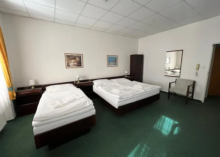 Hotel Omega