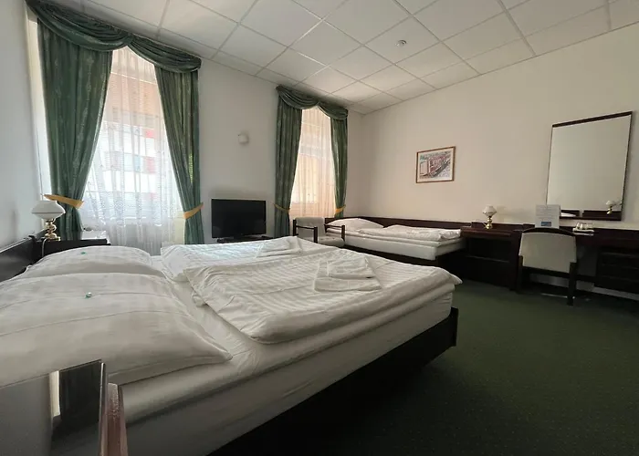 Hotel Omega