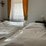 Omega Hotel 3*